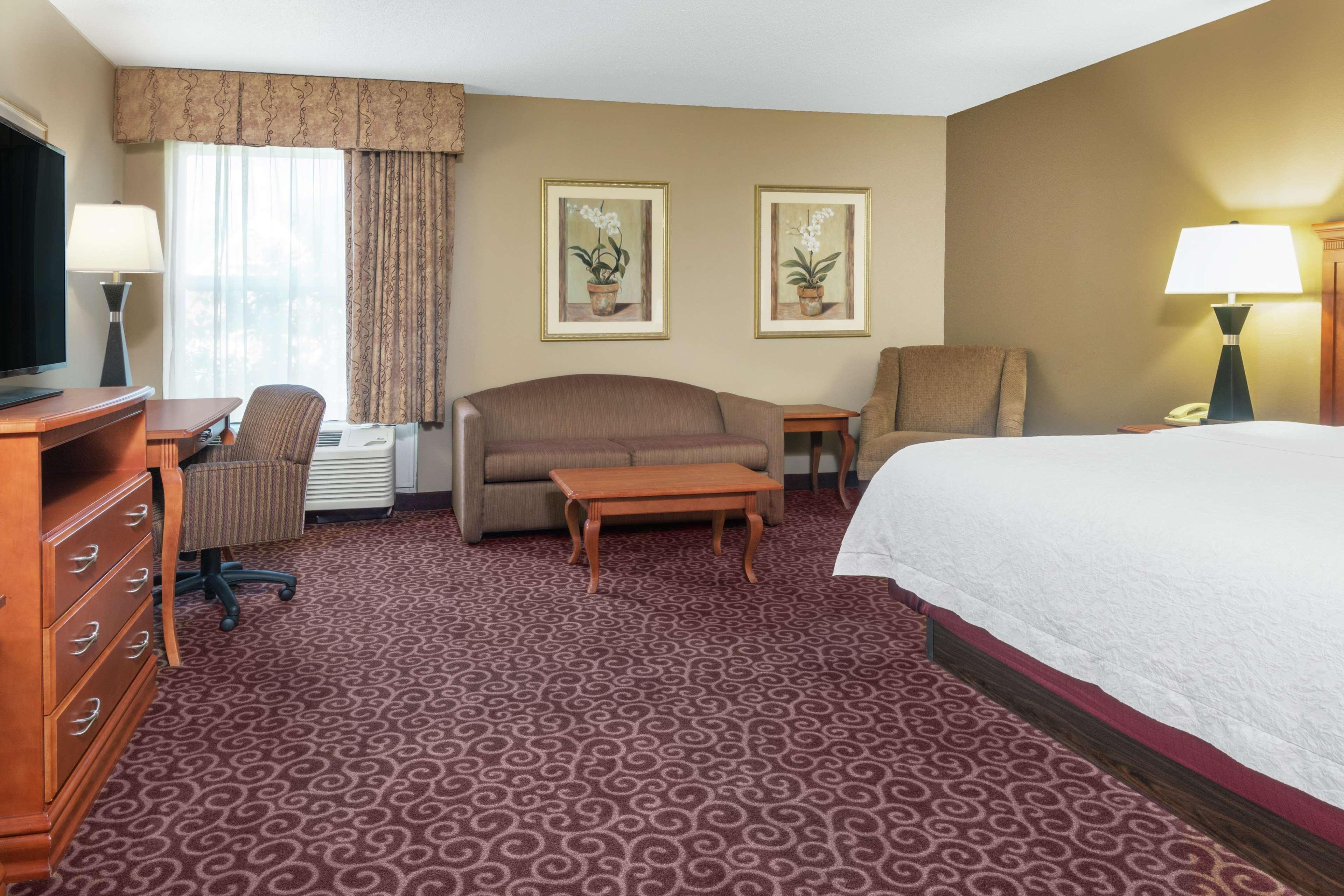 Hampton Inn South Heritage Park Lincoln Exterior photo