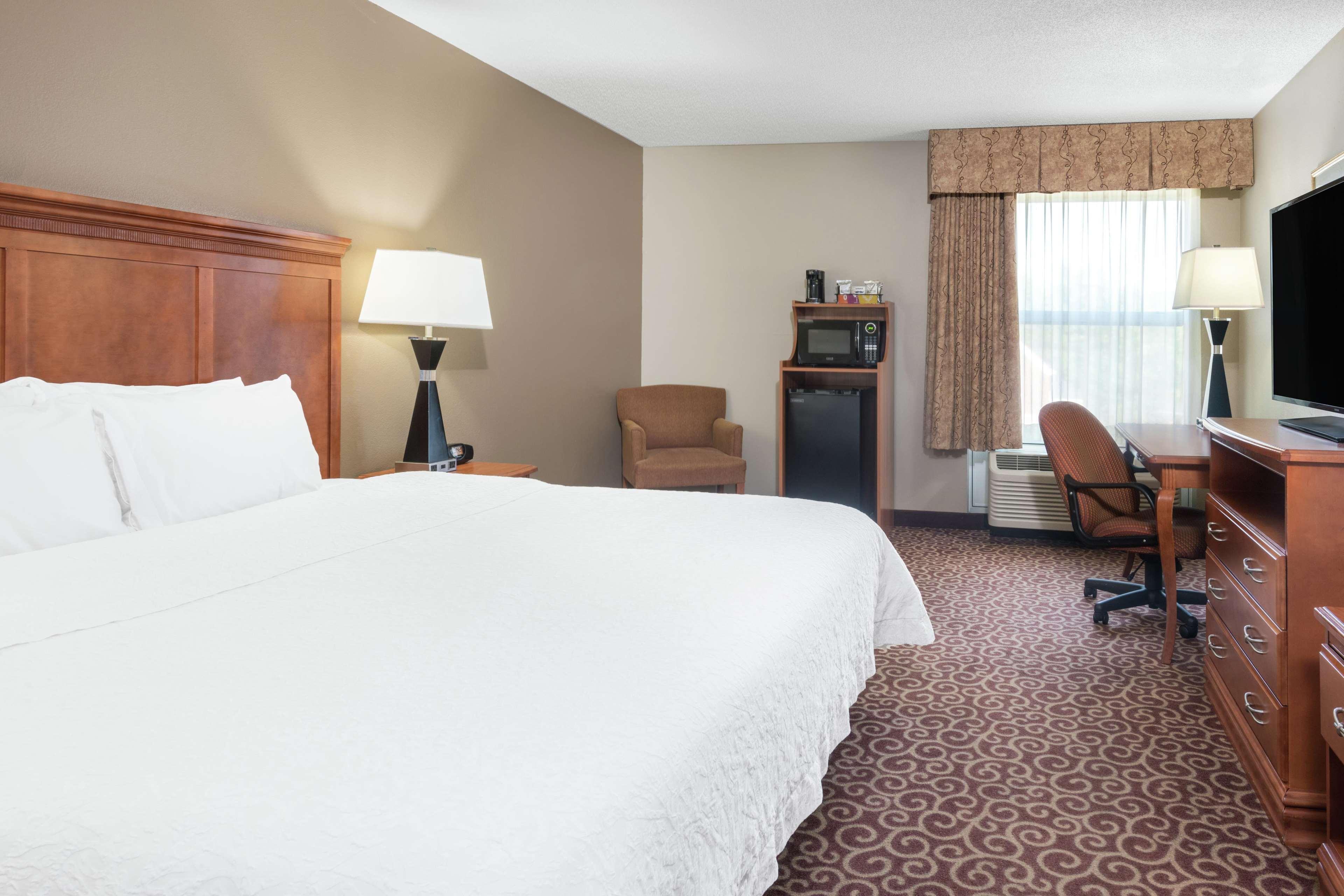 Hampton Inn South Heritage Park Lincoln Exterior photo