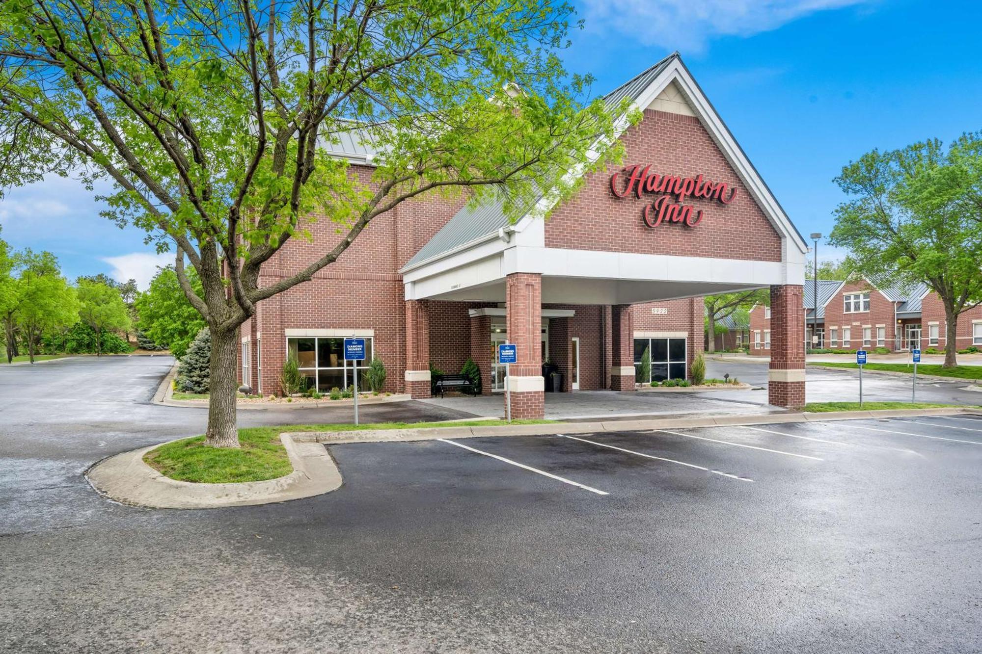 Hampton Inn South Heritage Park Lincoln Exterior photo